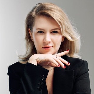 Alina Famenok logo