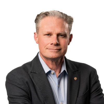 Michael Daily logo